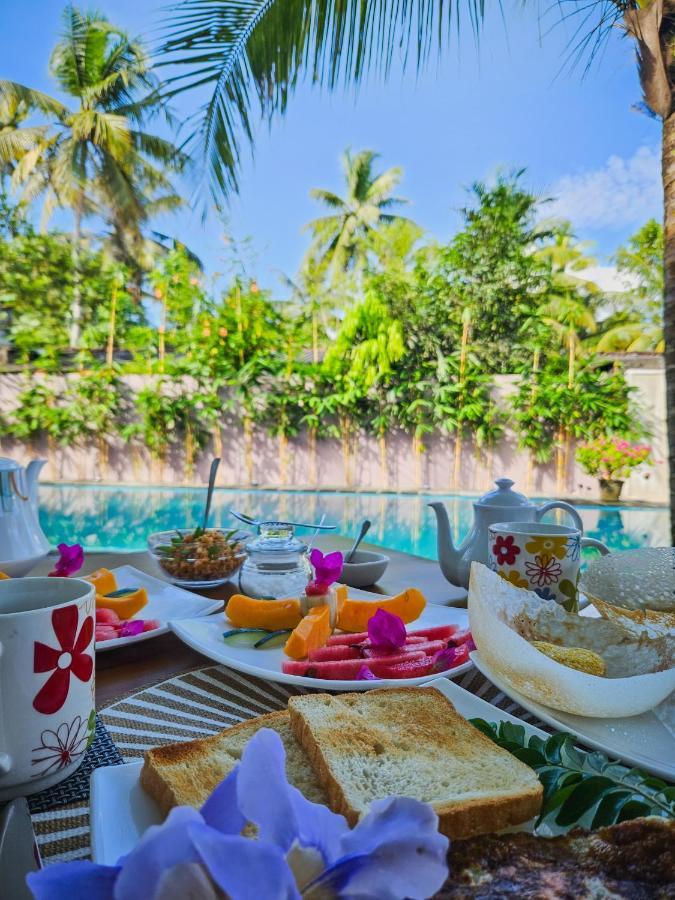 Sri Palms Bed & Breakfast Kosgoda Exterior photo
